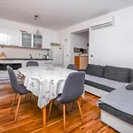 Apartman Slavica *