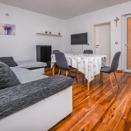 Slavica Apartment