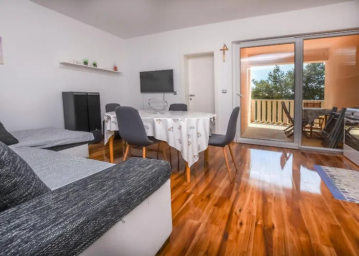 Slavica * Rogoznica (Sibenik-Knin)